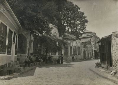 Amcazade Hüseyin Paşa Külliyesi, Saraçhane