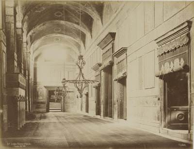 Ayasofya Giriş Galerisi Pascal Sébah, 1870