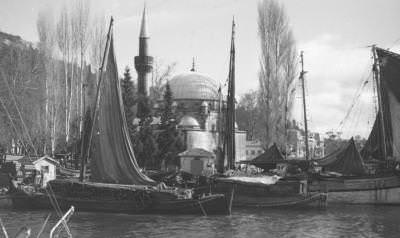 Bebek Camii