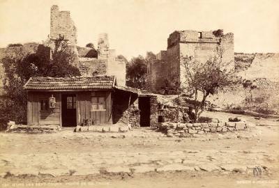 Belgratkapı / 1890'lar / Sébah ve Joaillier Fotoğrafı