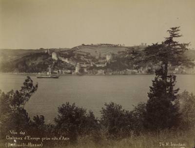 Boğaziçi ve Rumeli Hisarı / Mihran İranian Fotoğrafı