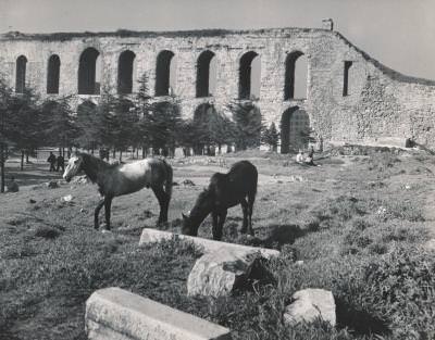 Bozdoğan Kemeri, Saraçhane