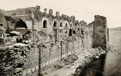 Bukoleon Sarayı Kalıntıları, Çatladıkapı