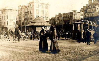 Eminönü Meydanı