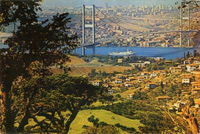 Eski İstanbul  / Çamlıca’dan Boğaziçi Köprüsü SALT Araştırma Fotoğraf Arşivi