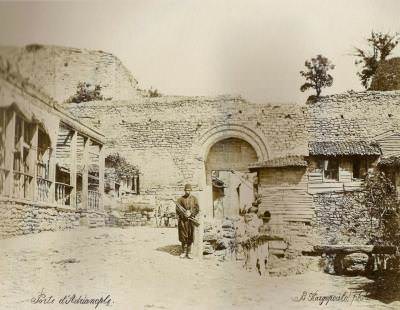 Eski İstanbul Fotoğrafı: Edirnekapı Basile Kargopoulo Fotoğrafı