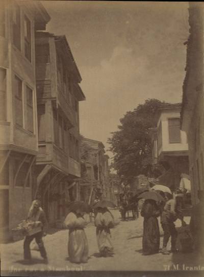 Eski İstanbul'da Bir Sokak / Mihran İranian Fotoğrafı
