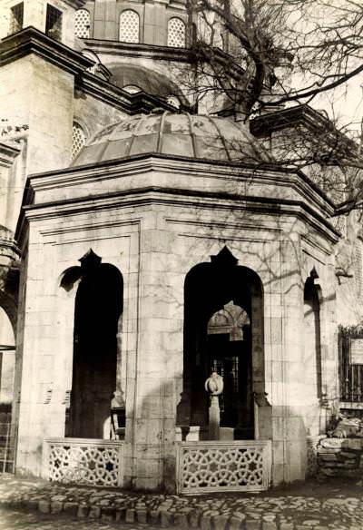 Eyüp Bulak Mustafa Paşa Türbesi