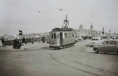 Galata Köprüsü'nde Tramvay