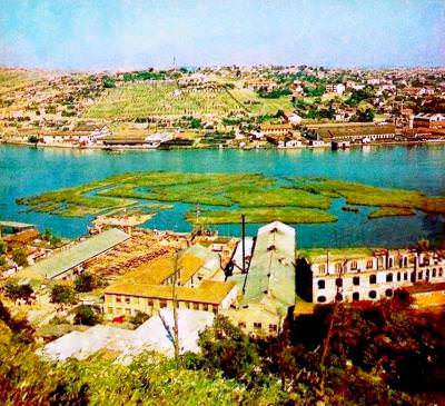 Haliç ve Bahariye Adası / 1972