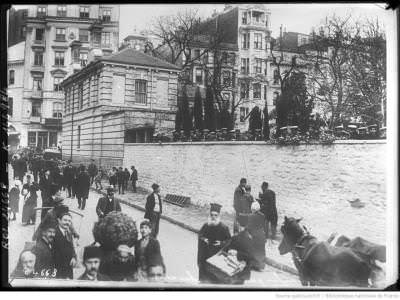 İngiliz Denizciler Elçiliği Korurken / 1912 Bibliothèque nationale de France, département Estampes et photographie, EST EI-13 (209)