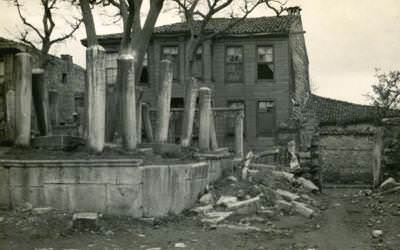 İsmail Ağa Camii ve Tekkesi