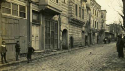 İsmail Ağa Camii ve Tekkesi