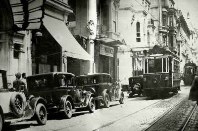 İstiklal Caddesi / 1934