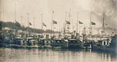 İstinye Arkada Yavuz ve Midilli gemileri