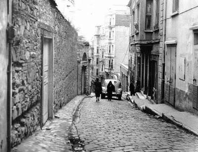 Kumbaracı Yokuşu, Beyoğlu 1945