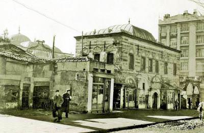 Laleli Koca Ragıp Paşa Kütüphanesi / 1950′li yıllar