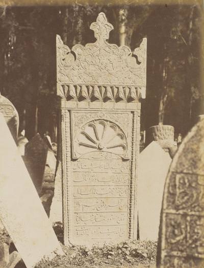 Mezar Taşı / Pascal Sébah