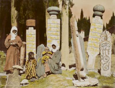 Mezarlık Renklendirme M. Iranian Fotoğrafı