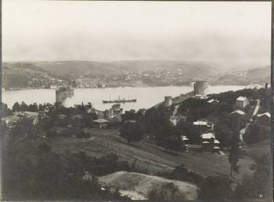 Rumelihisarı ve Boğaziçi
