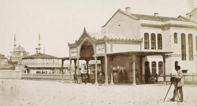 Sirkeci eski istasyon binası girişi 1870-1875