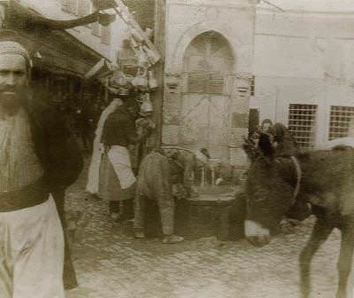 Sokak Çeşmesi / 1898