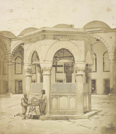 Sultan Ahmet Camii Şadırvanı Robertson & Beato  1855