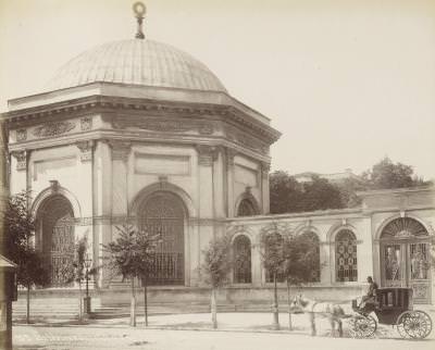Sultan Mahmut Türbesi / Sébah ve Joaillier Fotoğrafı