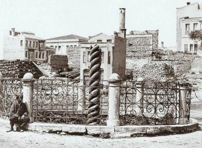 Sultanahmet Yılanlı Sütun