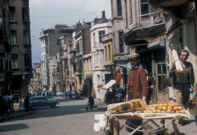 Tarlabaşı, 1956 http://harita.yandex.com.tr/-/CVeRAAok