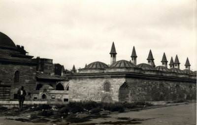 Yavuz Sultan Selim Medresesi / Halıcılar