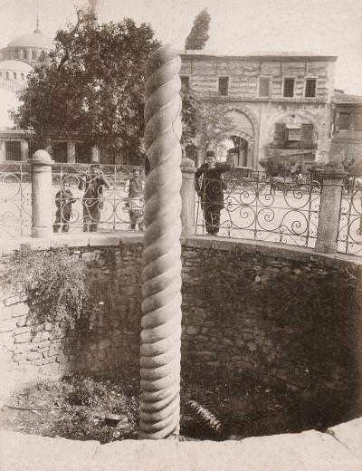Yılanlı Sütun Sébah & Joaillier fotoğrafı