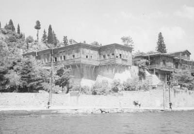 Yılanlı Yalı, Kayalar, 1938 Nicholas V. Artamonoff koleksiyonu