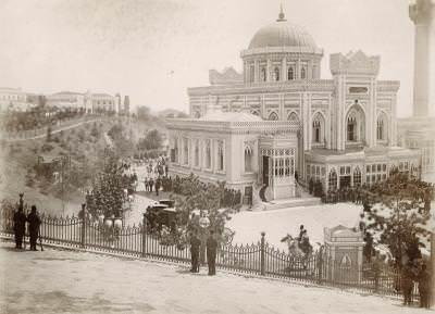 Yıldız Hamidiye Camii, 1890'lar