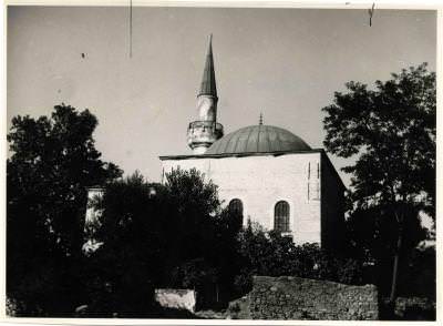 Yokolan Eserlerden Mimar Ayas Camii / Fatih