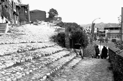 Zeyrek Yokuşu / 1966